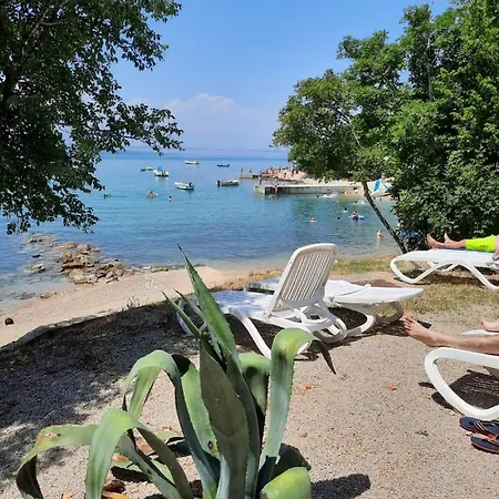 Njivice, Otok Krk, Dora דירה