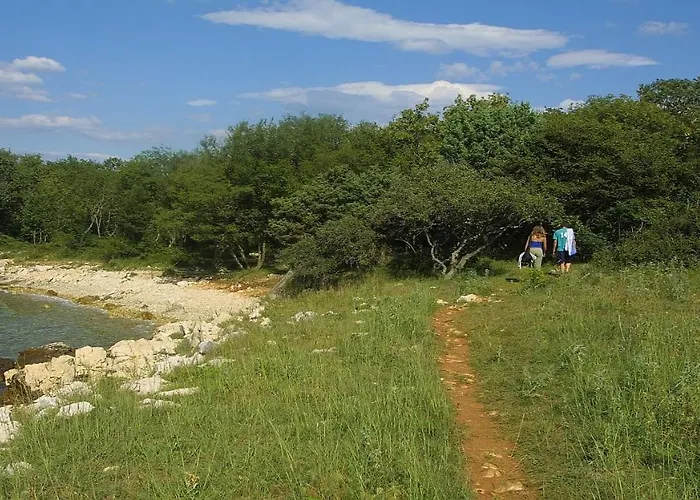 Njivice, Otok Krk, Dora