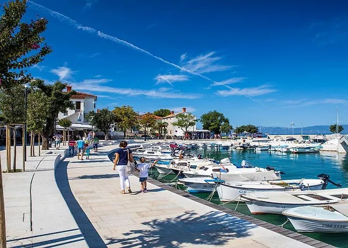 Njivice, Otok Krk, Dora * Njivice