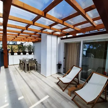 Njivice, Otok Krk, Dora Daire Njivice