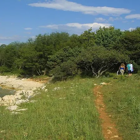 Njivice, Otok Krk, Dora