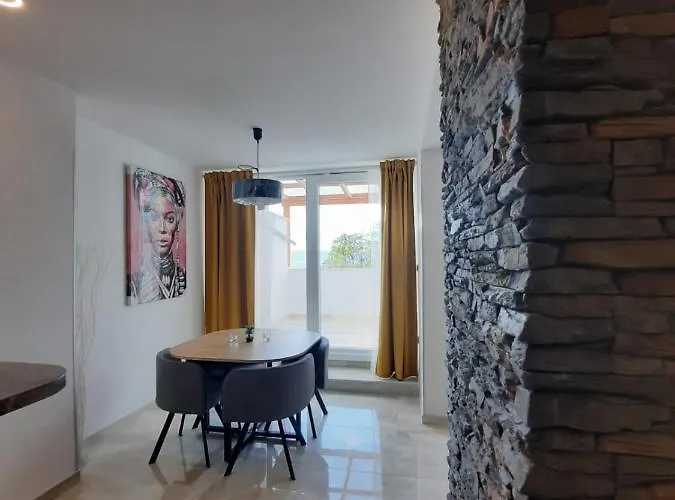 Njivice, Otok Krk, Dora 니바이스