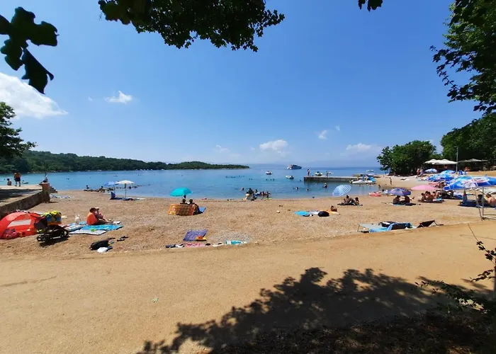 Njivice, Otok Krk, Dora *