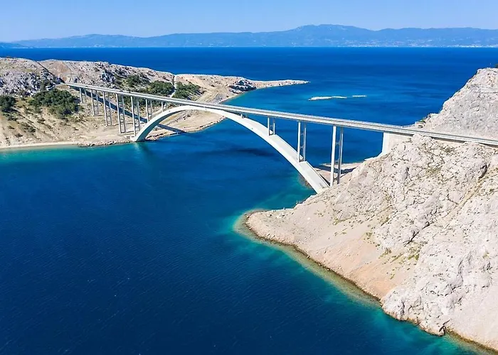 Njivice, Otok Krk, Dora